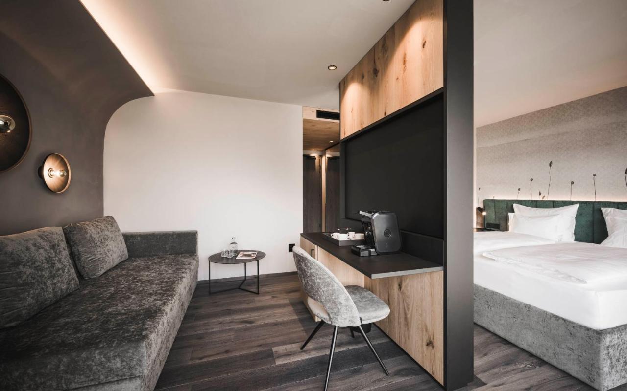 Hotel Garni Somvi Tirolo